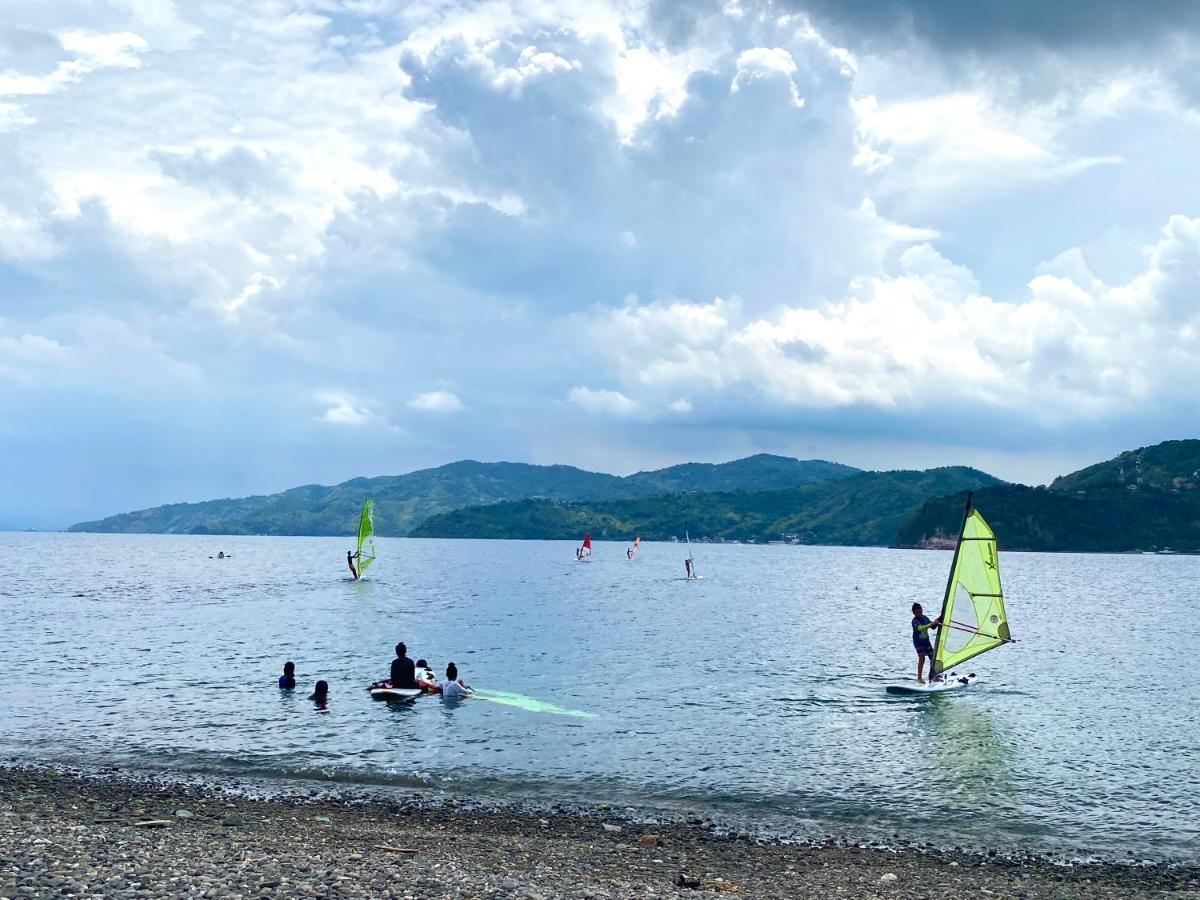 Saltitude Dive & Beach Resort マビニ エクステリア 写真