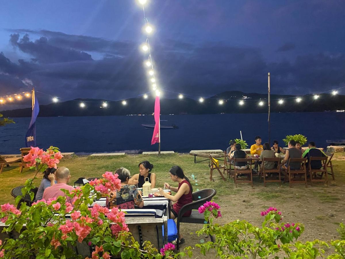 Saltitude Dive & Beach Resort マビニ エクステリア 写真