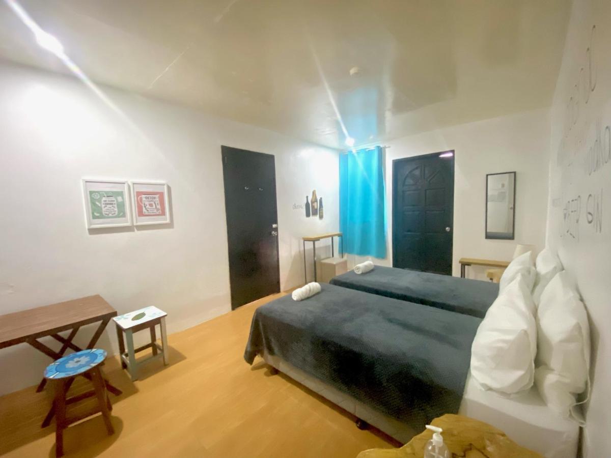 Saltitude Dive & Beach Resort マビニ エクステリア 写真