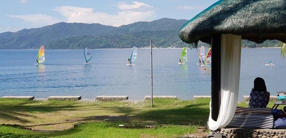 Saltitude Dive & Beach Resort マビニ エクステリア 写真